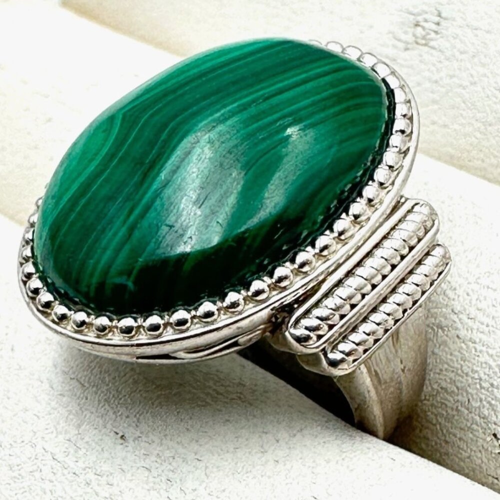 Designer BBJ Green Malachite Sterling Silver Ring Size 7 Weight 11 Grams
